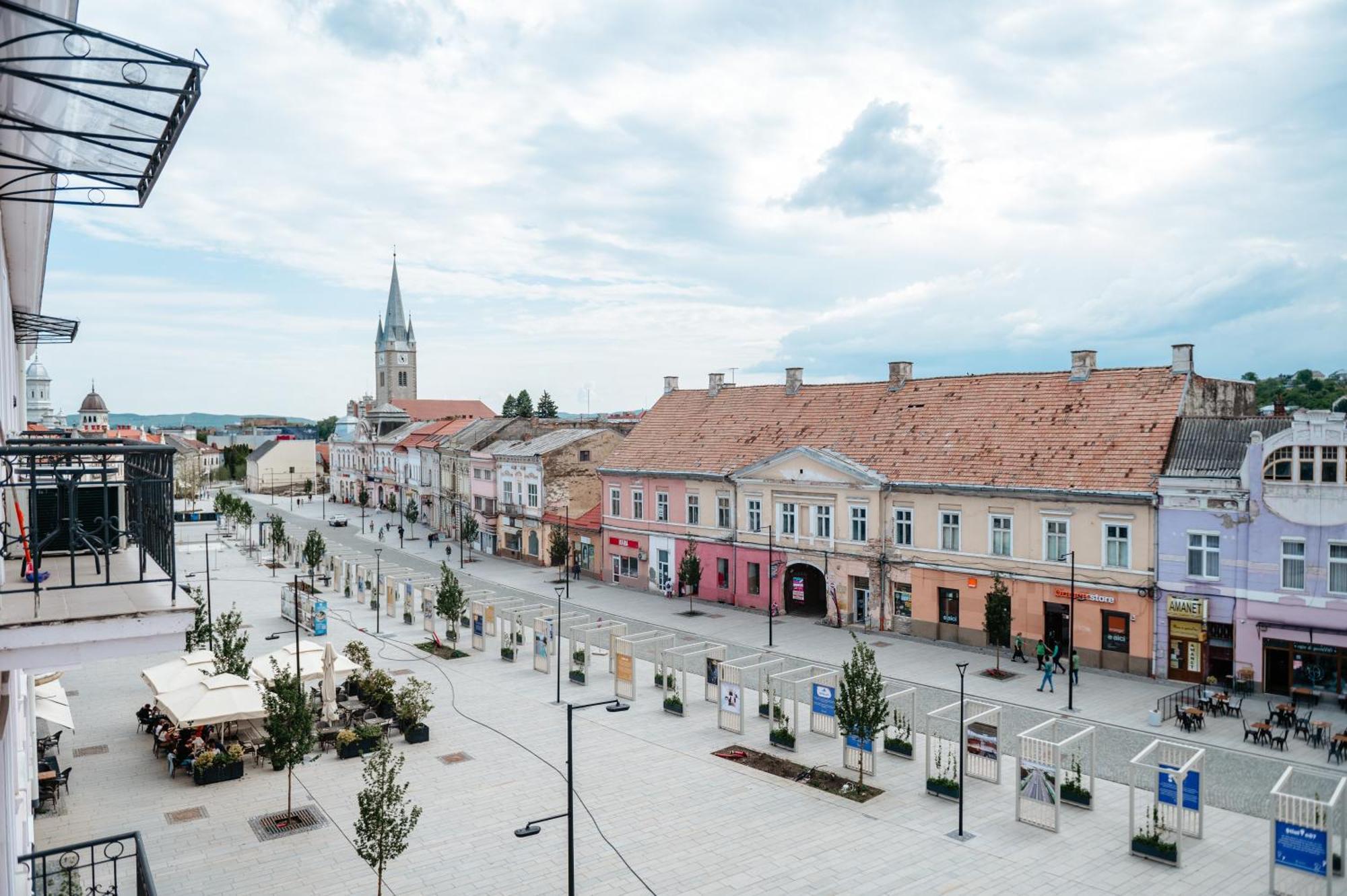 Central Nest Turda Exterior photo